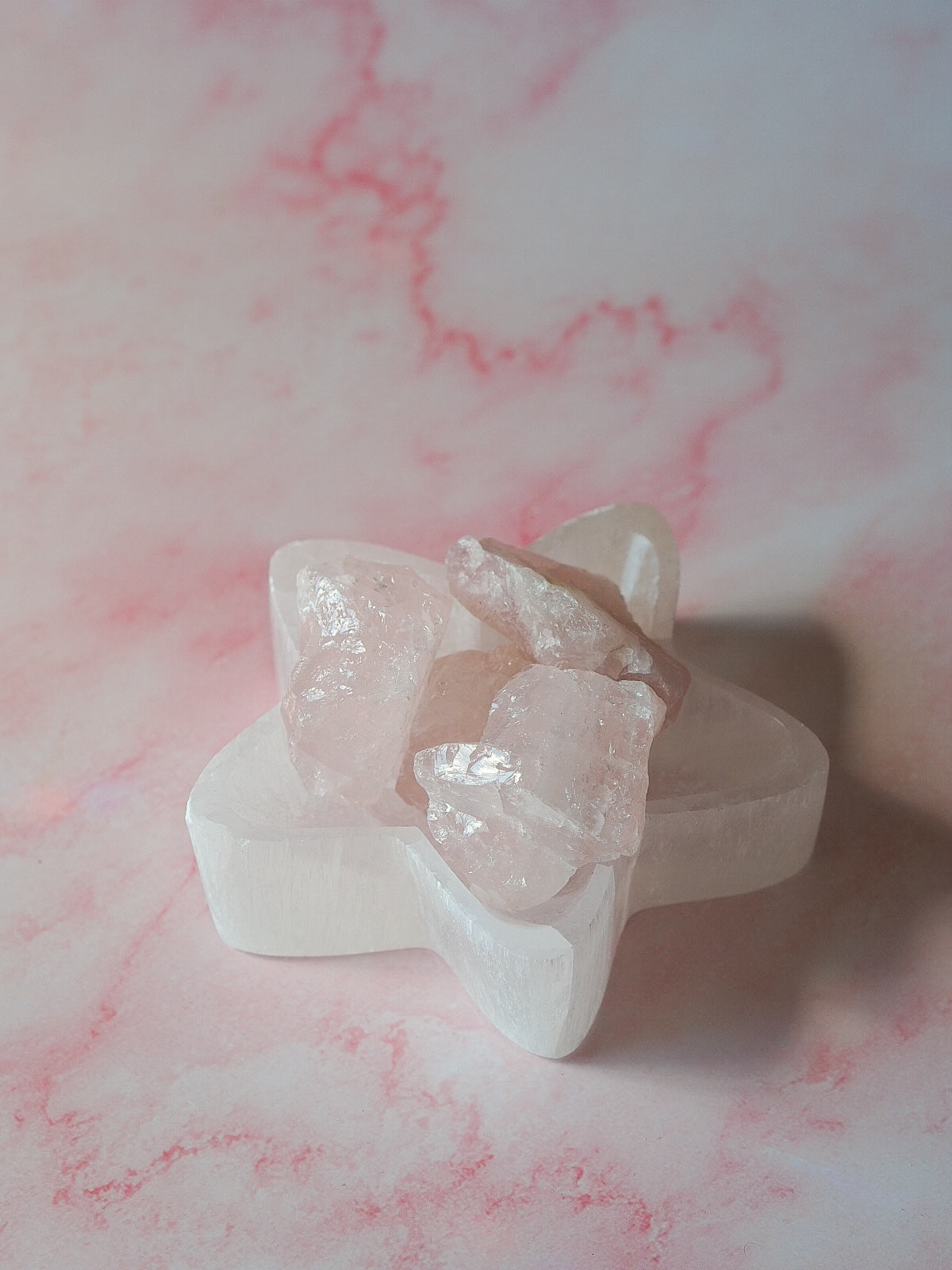 Pieni ruusukvartsi raakapala