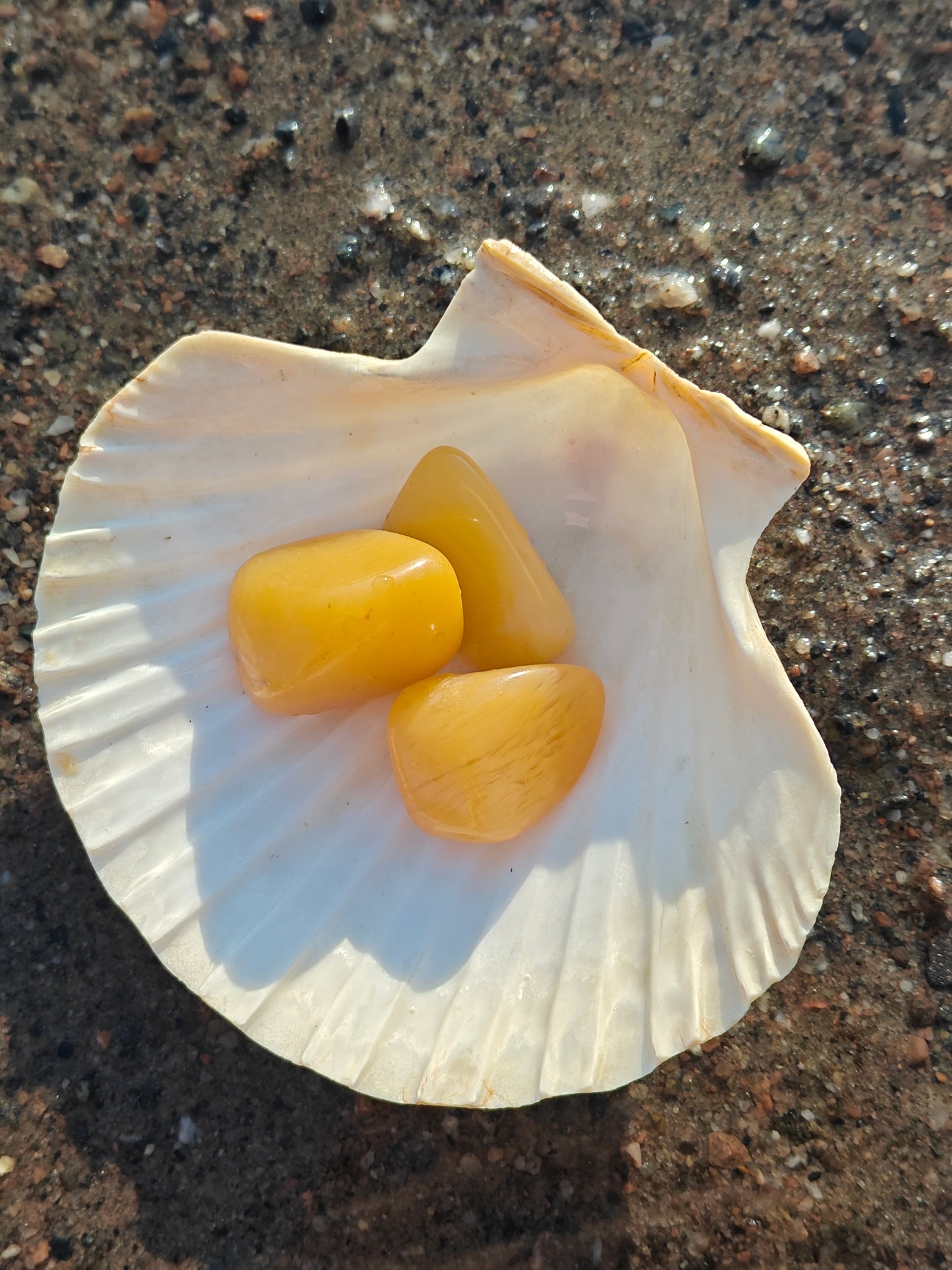 Keltainen aventuriini