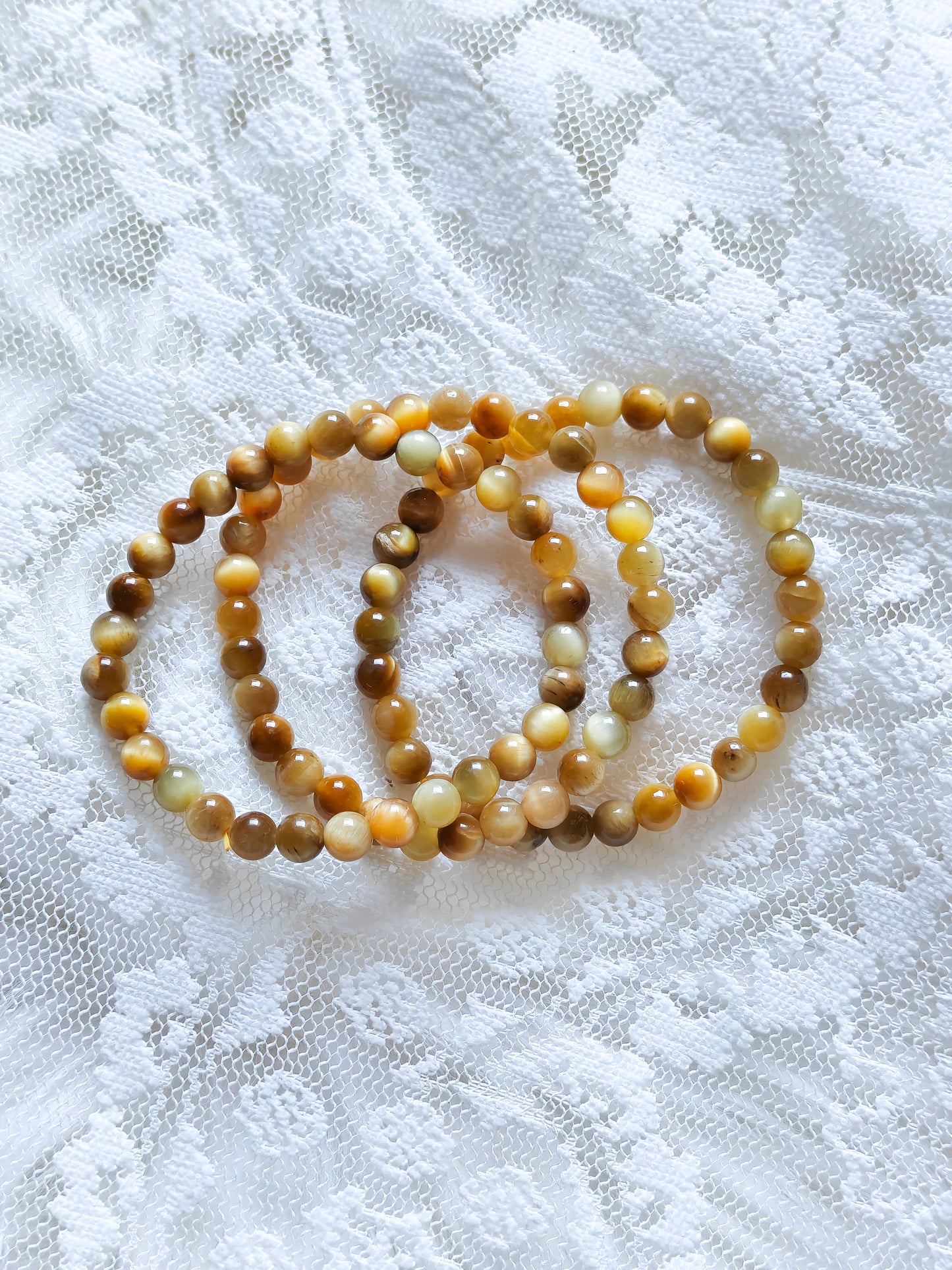 Keltainen tiikerinsilmä rannekoru