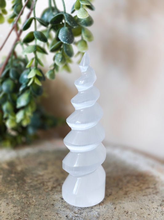 Yksisarvisen sarvi seleniitti